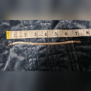 Elegant Silver Women's Bracelet